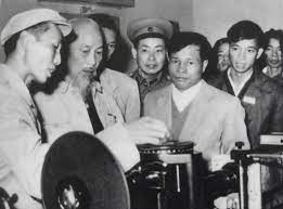 Tư tưởng Hồ Chí Minh về khoa học và công nghệ
